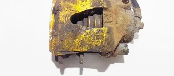 Volkswagen Golf V Front brake caliper