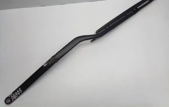 Peugeot 607 Front wiper blade arm
