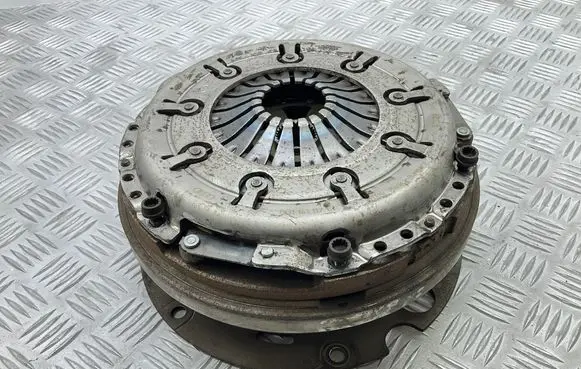 Audi A4 S4 B8 8K Clutch set kit 0B1141117L 0B1141031N 0B1105266AF