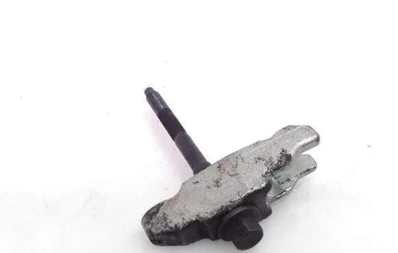 Ford Ranger Fuel Injector clamp holder 