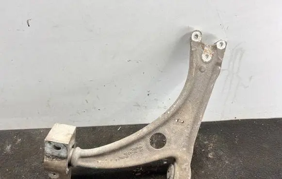 Audi TT TTS Mk2 Front lower control arm/wishbone 8J0407151D