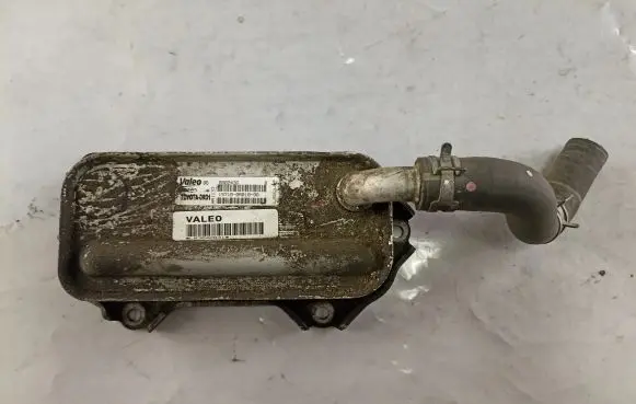 Toyota Corolla Verso AR10 Engine oil radiator 880243D HA1137