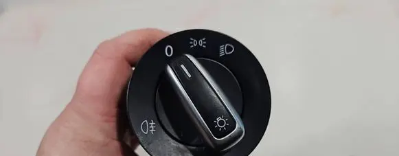 Volkswagen PASSAT B6 Light switch 3C8941431B 10002833