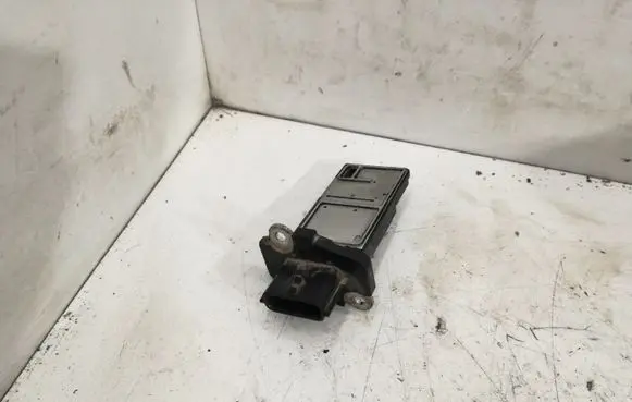 Nissan X-Trail T30 Mass air flow meter 226807S000