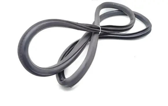 Jaguar I-Pace Trunk rubber seal (body) 