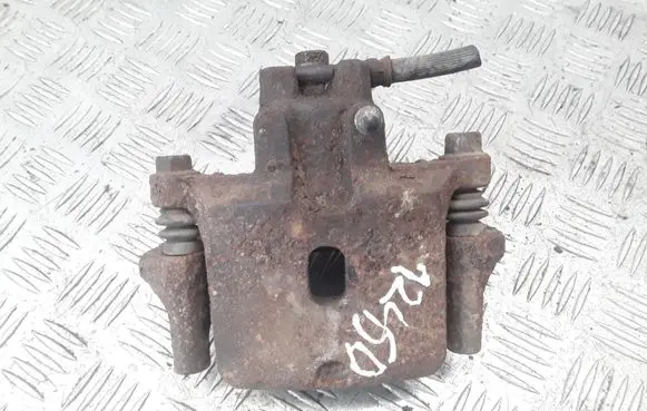Mitsubishi Pajero Rear brake caliper
