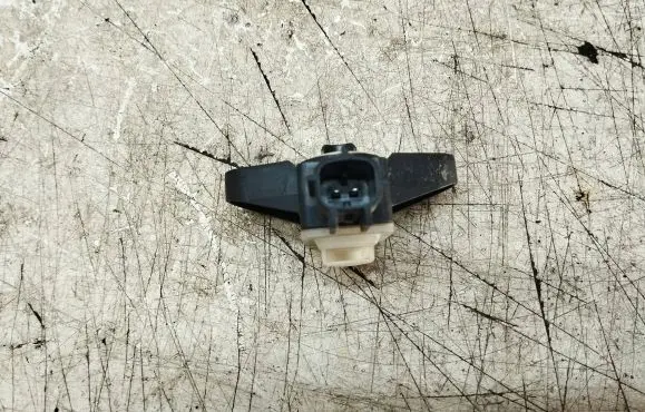 Seat Leon (1P) Airbag deployment crash/impact sensor 32496241ZZ 48090103