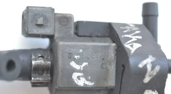 Porsche Cayenne (92A) Turbo solenoid valve 72268701