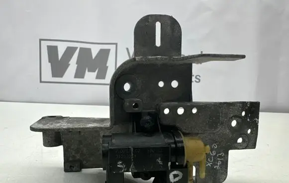 Volvo XC60 Turbo solenoid valve 31293964 31293427