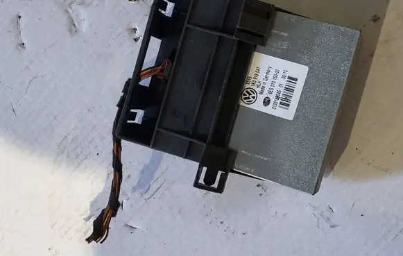 Volkswagen Sharan Power management control unit 1K0919041