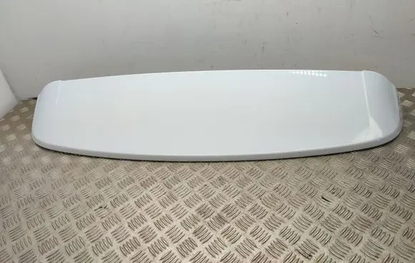 Tailgate/trunk spoiler