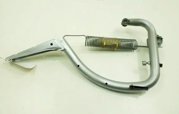 Tailgate/trunk/boot hinge