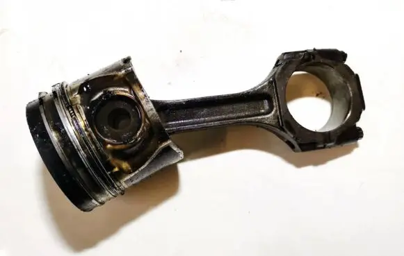 Hyundai Elantra Piston with connecting rod b11ad