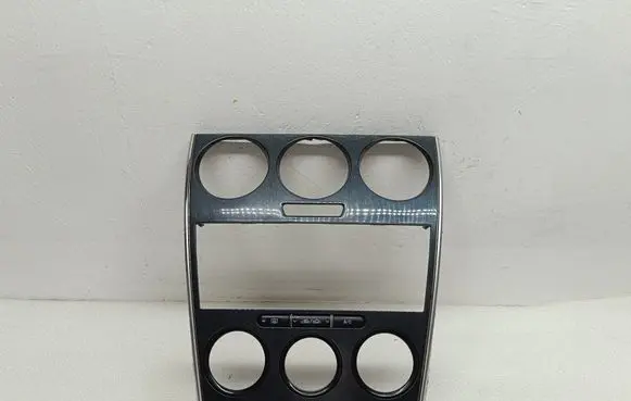 Mazda 6 Radio/GPS head unit trim GR1A66DSX K6021