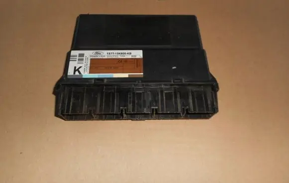Ford Mondeo Mk III Comfort/convenience module 1S7T15K600KB