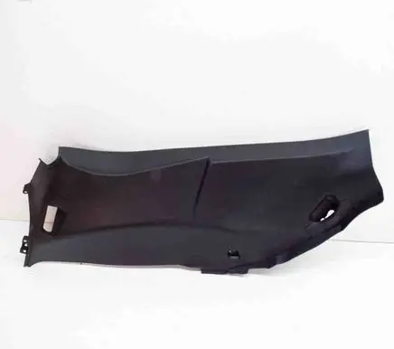 Maserati Levante (C) pillar trim 670040380