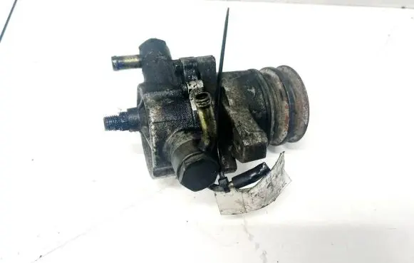 Mazda 323 Vacuum pump rf1g18g00d