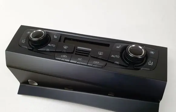 Audi A5 8T 8F Climate control unit 8T2820043T
