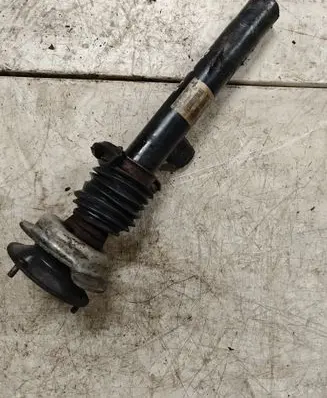 BMW 1 E81 E87 Front shock absorber/damper 6772921 E919001B 105413159