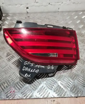 Tailgate rear/tail lights