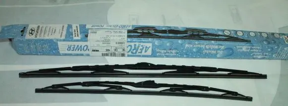 Hyundai Tucson JM Headlight wiper arm set 