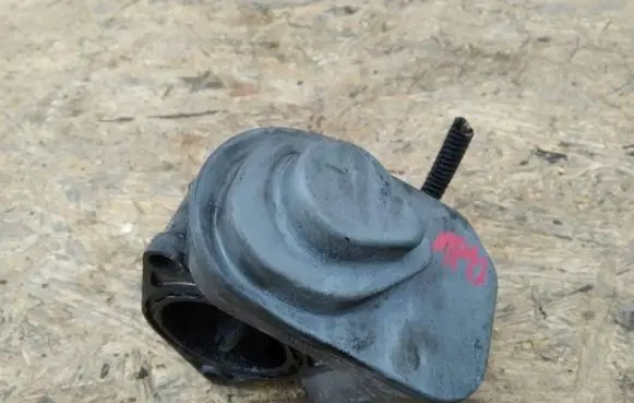 Chrysler 300M Engine shut-off valve 