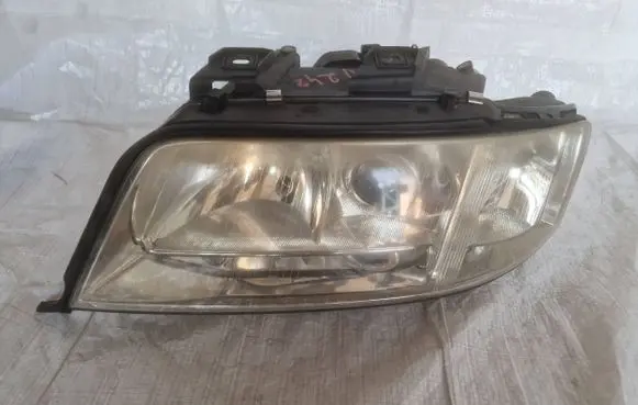 Audi A6 S6 C5 4B Headlight/headlamp 4B0941029K