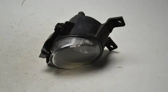 Audi A4 S4 B7 8E 8H Front fog light 8E0941699C 89203971