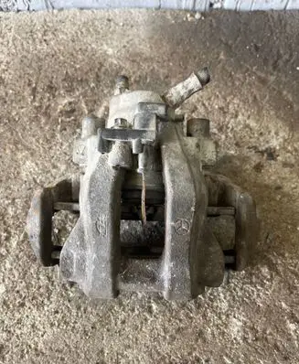Mercedes-Benz E W211 Rear brake caliper