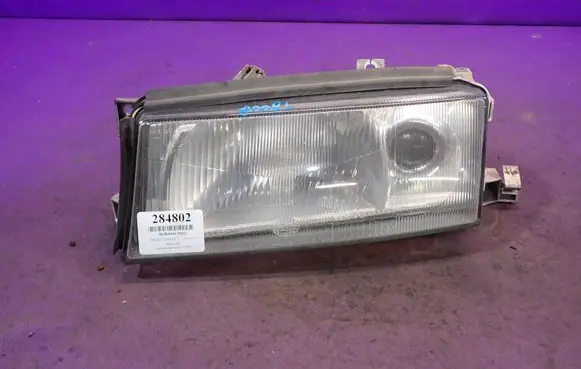 Skoda Octavia Mk1 (1U) Headlight/headlamp 003246077