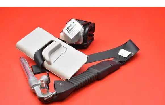Nissan Qashqai Front seatbelt