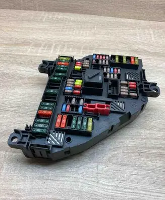 BMW 5 GT F07 Fuse module 9264924 926492401