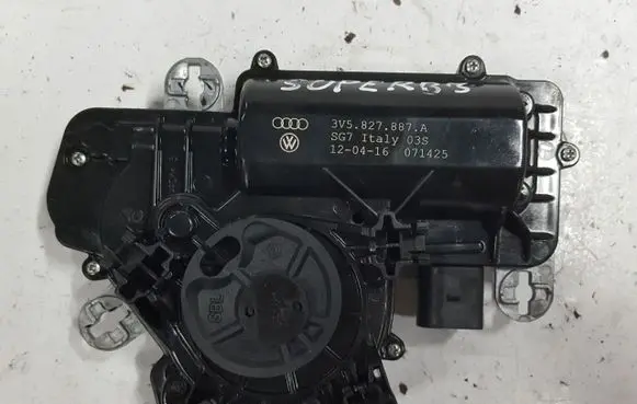 Skoda Superb B8 (3V) Tailgate/trunk/boot lift motor 3V5827887A