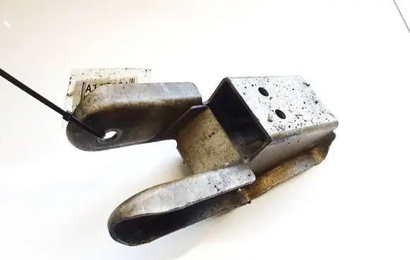 Renault Scenic I Engine mounting bracket 