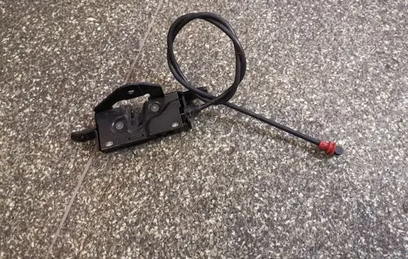 BMW X5 E53 Tailgate/trunk/boot lock/catch/latch 8408963