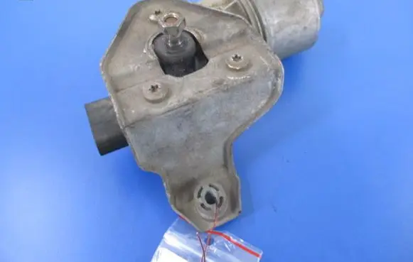 Audi A4 S4 B6 8E 8H Front wiper linkage and motor 8E1955119