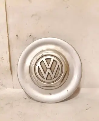 Volkswagen PASSAT B4 Original wheel cap 357601149G