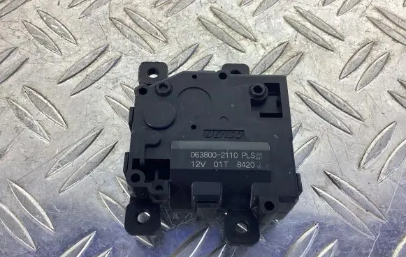 Lexus RC Air flap motor/actuator 0638002110