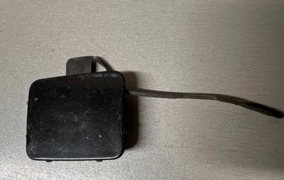 BMW 3 E90 E91 Front tow hook cap/cover 7116687 10268110