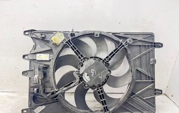 Fiat Tipo Electric radiator cooling fan 00520824550 29082018 DT02300016400F
