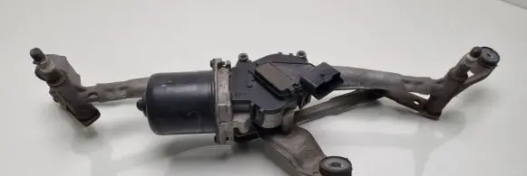 Renault Megane II Front wiper linkage and motor
