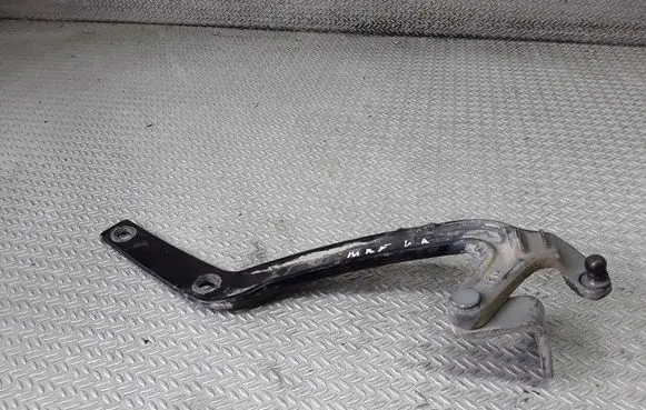 Mercedes-Benz E W210 Tailgate/trunk/boot hinge