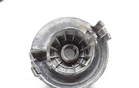 Mercedes-Benz E W211 Front coil spring rubber mount 013505