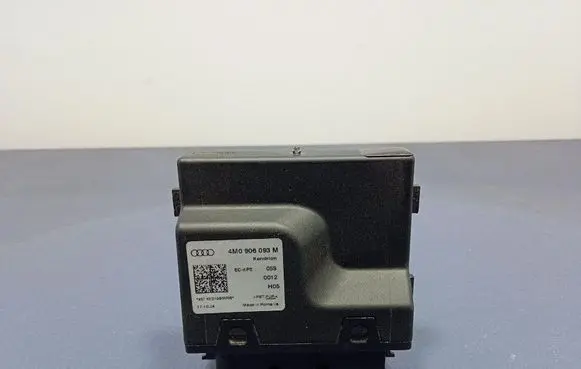 Audi Q7 4L Other control units/modules 4M0906093M