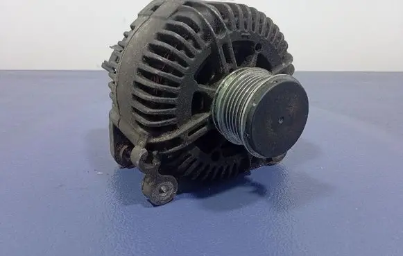 Audi A6 Allroad C5 Generator/alternator 03G903016A