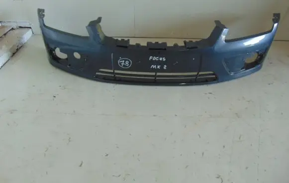 Ford Focus Front bumper 2014896