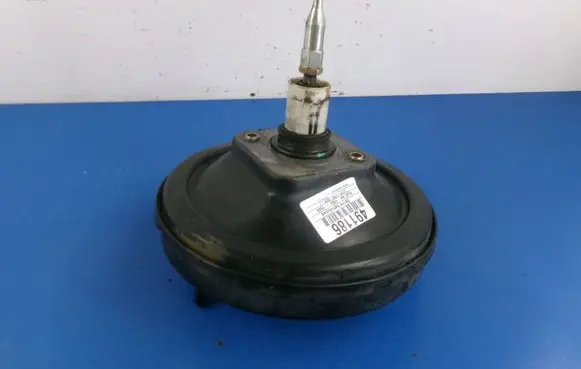 Audi A4 S4 B5 8D Brake booster 8D0612105A