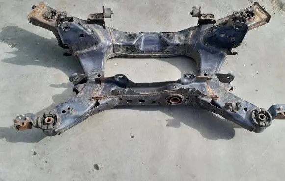 Infiniti QX70 S51 Rear subframe 