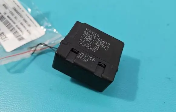 Toyota Avensis T250 Other relay 85864-05010 IMPRK1535648
