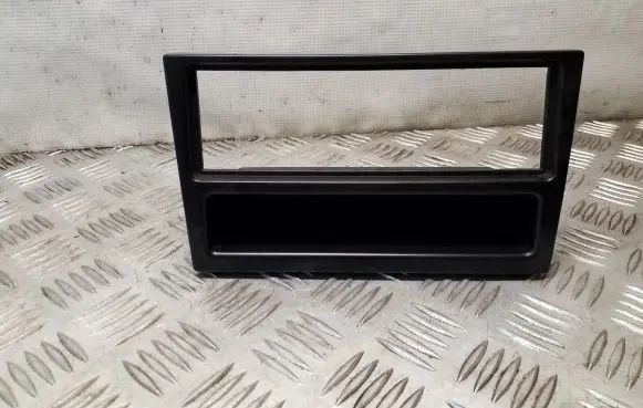 Opel Vectra C Radio/GPS head unit trim 2812302501